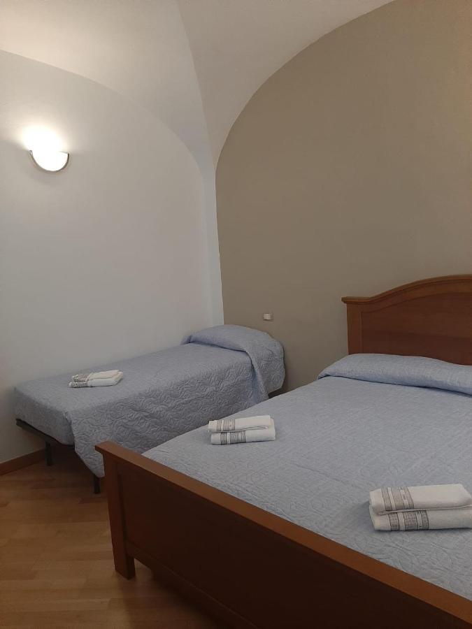 Pacentro Alloggi Piazza Umberto Primo מראה חיצוני תמונה